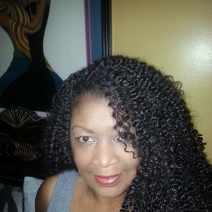 Meet your Posher, Deborah